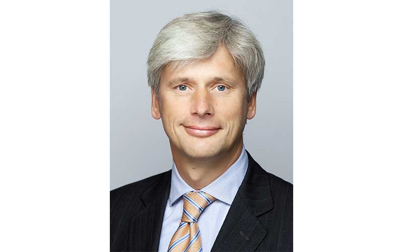 Dr. Dr. Martin Siebert Dr. Dr. Martin Siebert